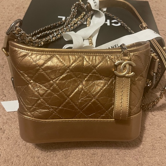 Authentic Chanel small hobo bag . - Picture 8 of 9